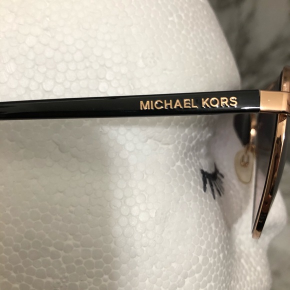 Michael Kors sunglasses W/case